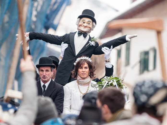 Südtiroler Fasching aus der Uhrzeit traditionell und ruhig myPfadFinder