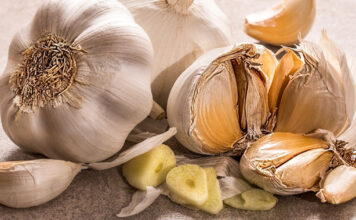 Knoblauch und Zehen, der Fast-Alleskönner