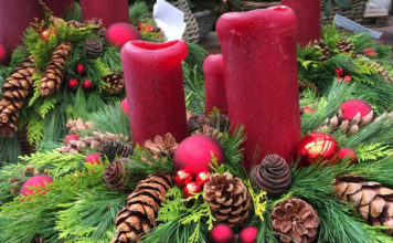 Weihnachtsgesteck schnell und einfach selber herstellen