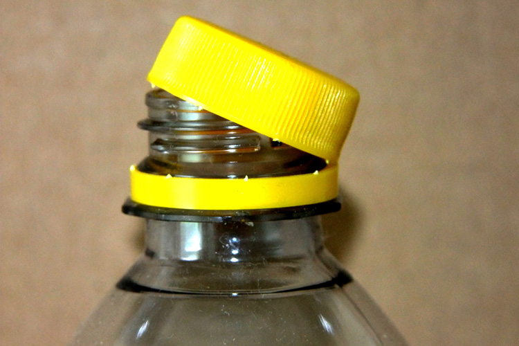 Einwegflaschen aus Plastik für Wasser