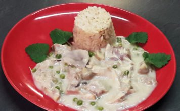 Hühnerfrikassee mit Reis – ein Rezept, mit dem der Klassiker gelingt Hühnerfrikassee selber zubereitet