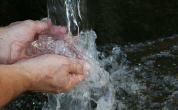 Was tun, wenn im Winter Hände und Füsse geschwollen sind