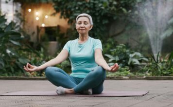 Achtsam leben 50plus – Selbstfürsorge und innere Balance für Frauen in der zweiten Lebenshälfte